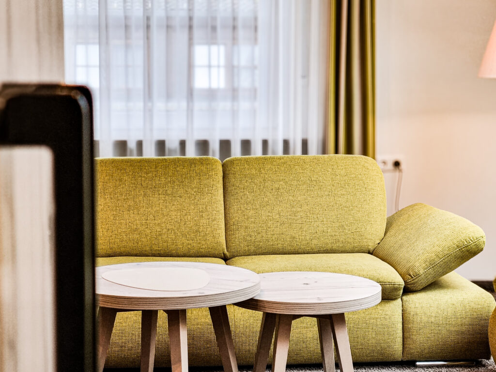 Hotel Landhaus Waldesruh in Lauterbad bei Freudenstadt - Ihr Wellnesshotel im Schwarzwald mit komfortablen Zimmern, Erholung und Natur pur